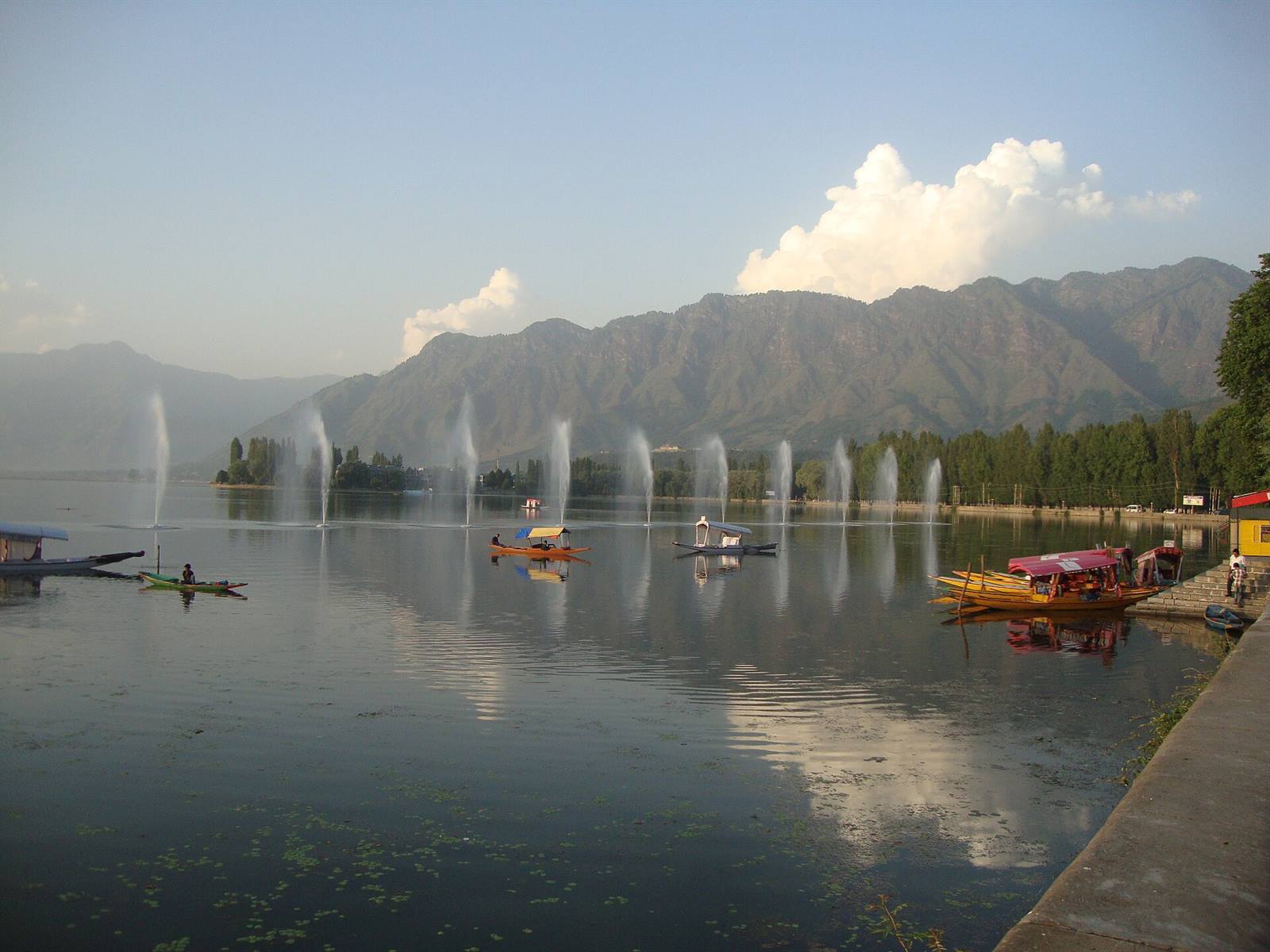 Kashmir Journey — Srinagar, Gulmarg, Pahalgam, Sonmarg